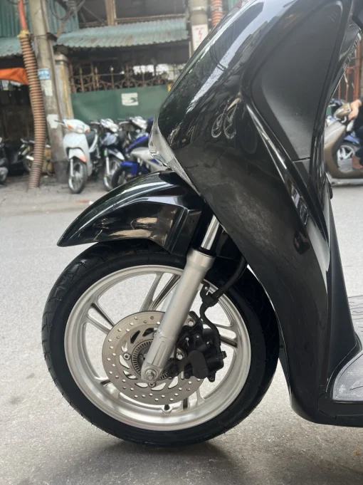 Xe Máy HONDA SH Màu Đen Bóng 2019 - Hình ảnh 2